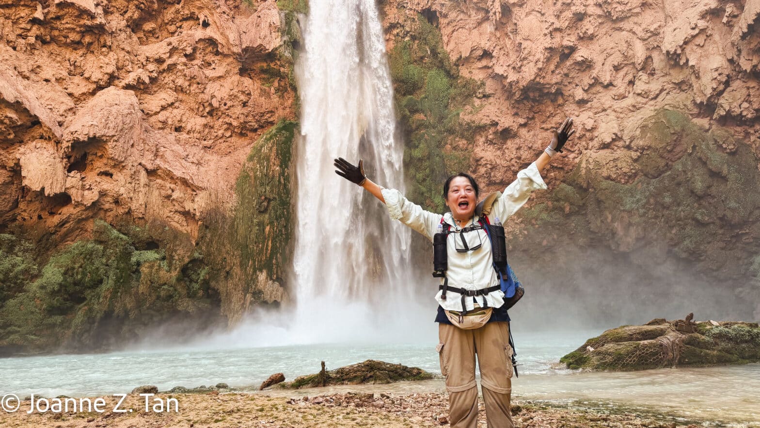 Joanne Z. Tan described in her poetic memoir hiking down Grand Canyon to Havasupai falls, angels, western desert, God, nature & spirituality in AI & SI age.